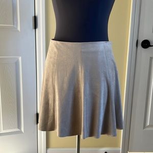 Ladies skirt